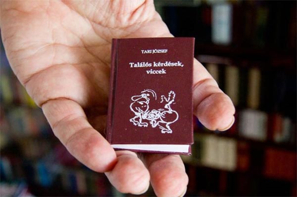 World s Smallest Books Library